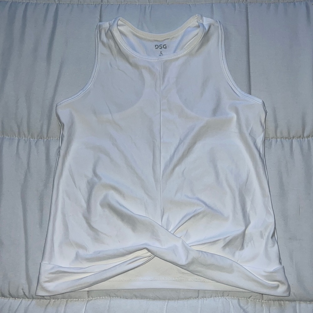 Small dicks sporting goods top
